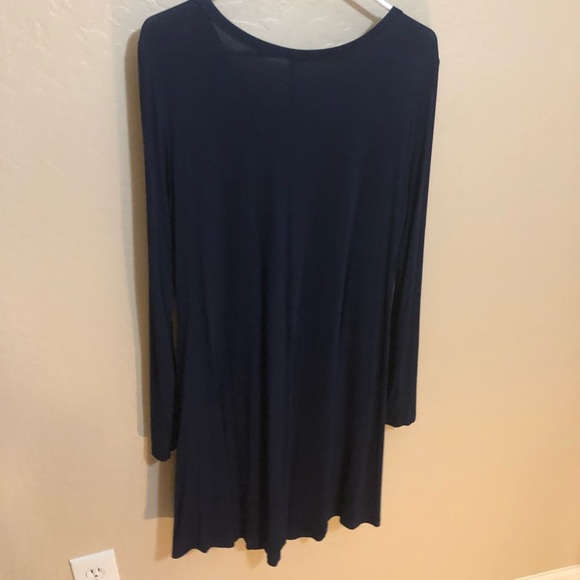 Navy blue knit dress with pockets - Picture 3 of 3